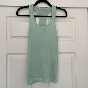 Lululemon swiftly tech racerback tank